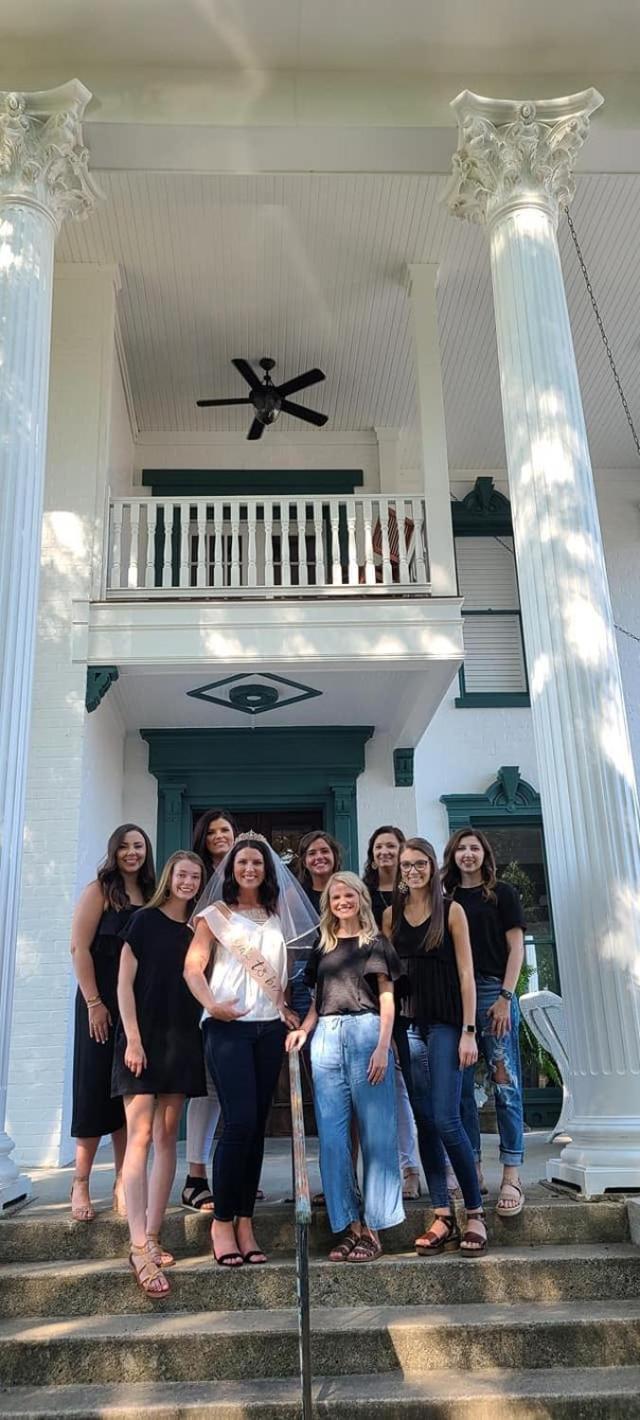 Belle Louise Historic Bed & Breakfast พาดูคาห์ ภายนอก รูปภาพ